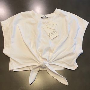 ZARA. Women’s white cotton sleeveless crop top